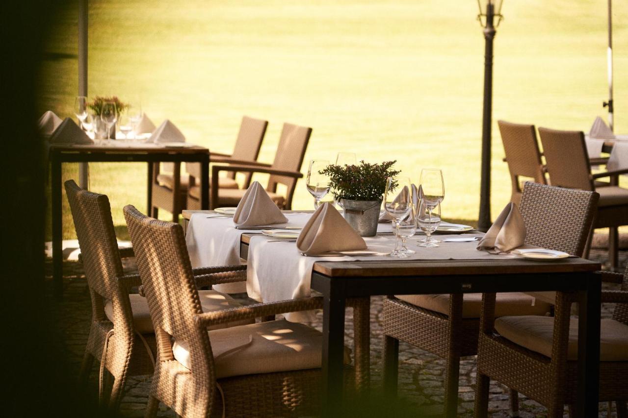 Am Wasserschloss&restaurant Wasserschloss Gasthof Inzlingen